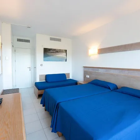Club Cala Romani Hotel 3*