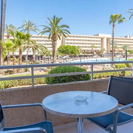 Club Cala Romani Hotel